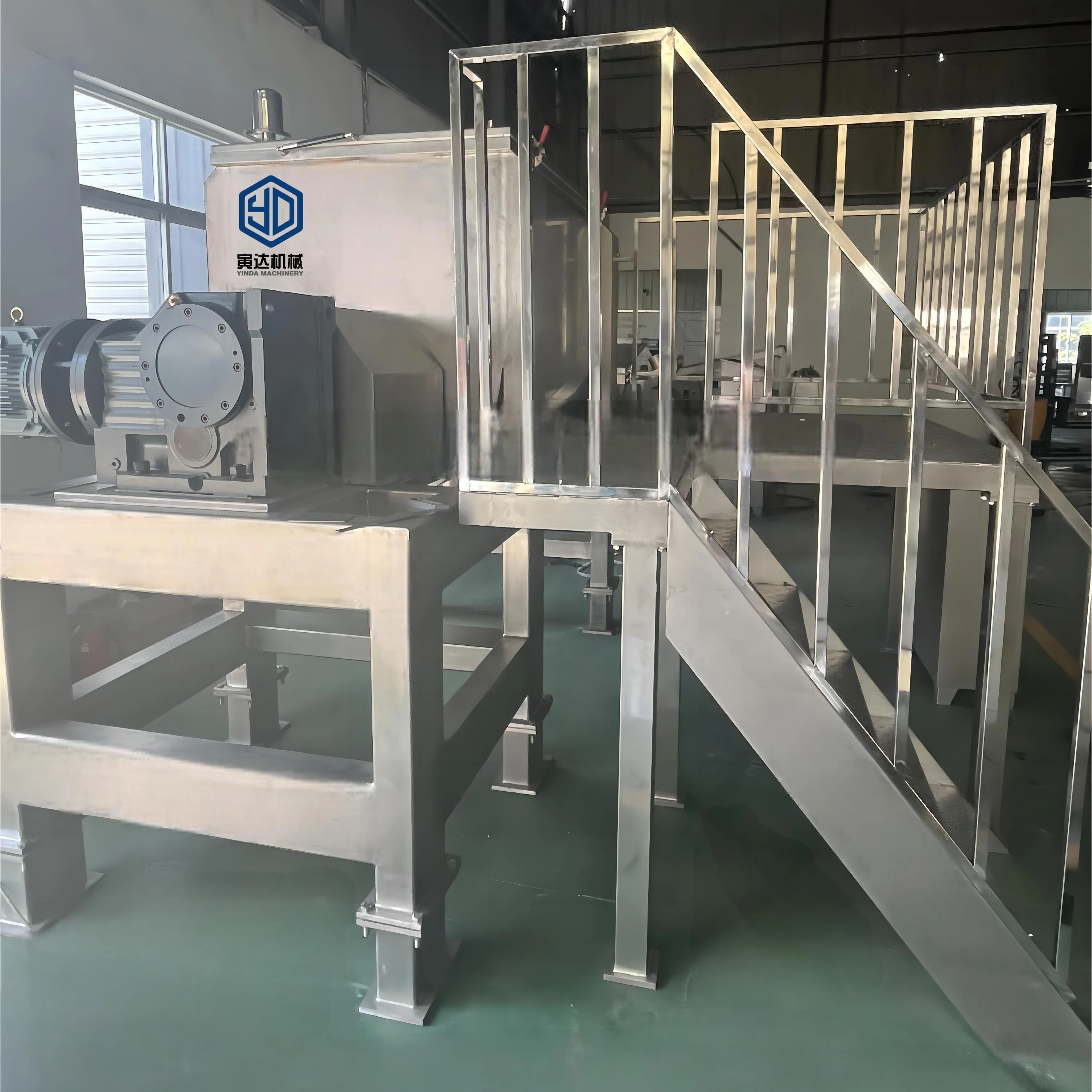 Yinda 2000L Automatic Ribbon Blender Mixer with Agitator for Flour Vitamin Powder & Operator Platform & Stairs