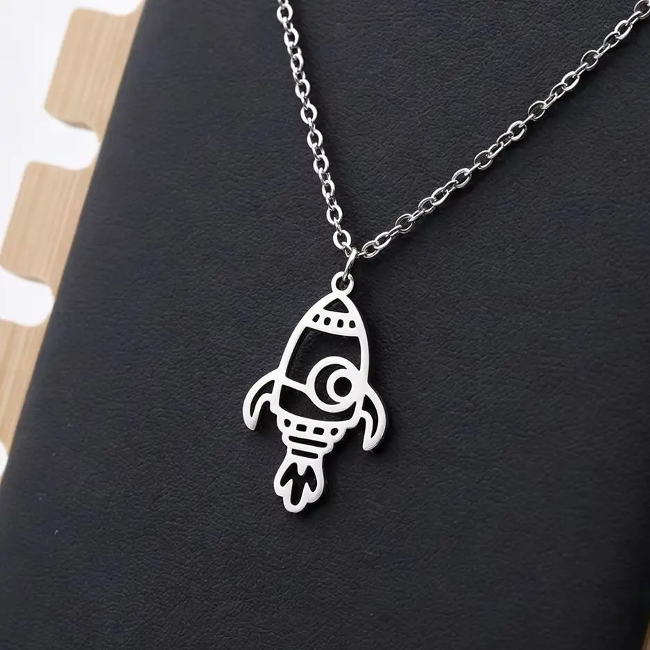 Chandler Couples Hollow Rocket Necklaces Chain Space Travel Aviation Pendant Necklace Father's Day Gift