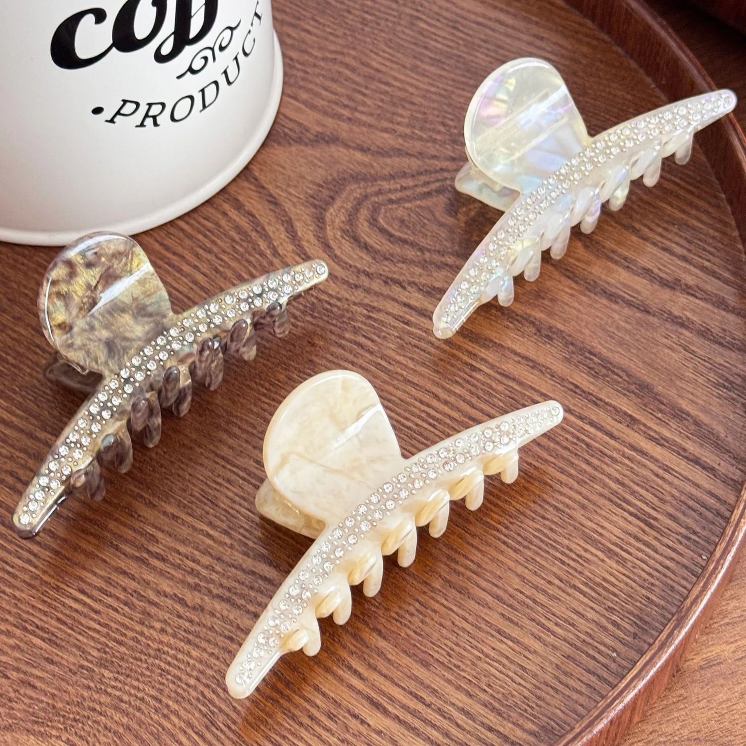 

Dowell High-end And Light Luxury Full Diamond, Acetate Scratch-off Clip, Versatile Shark Clip Hair Accessory