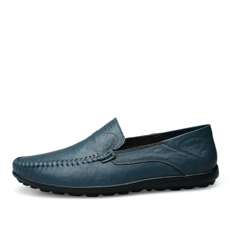 Sepatu kasual pria kulit buatan Moccasins pantofel pria Formal merek mewah sepatu Boat pria bersirkulasi Slip on