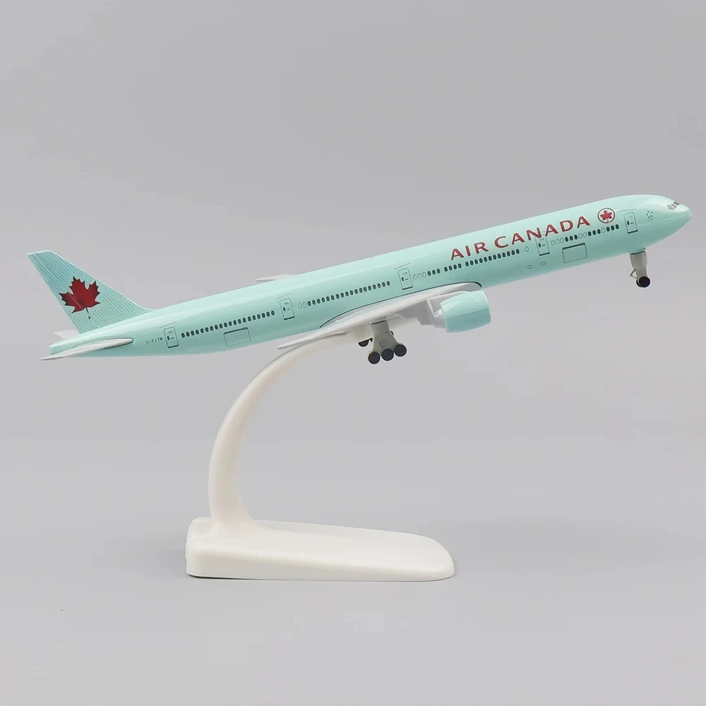 Aviation 20cm 1:400 Metal Aircraft Model Canada B777 Toys Replica With Landing Gear Alloy Material Simulation Boy Gift