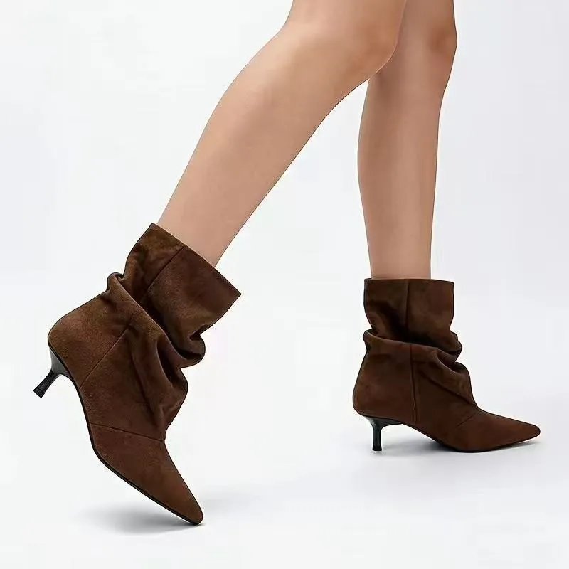 2026 New Women's Plus-size Elegant Temperament Sleeve Fashion Boots Spring and Autumn Suede Vintage Pleated Design Pile Boots