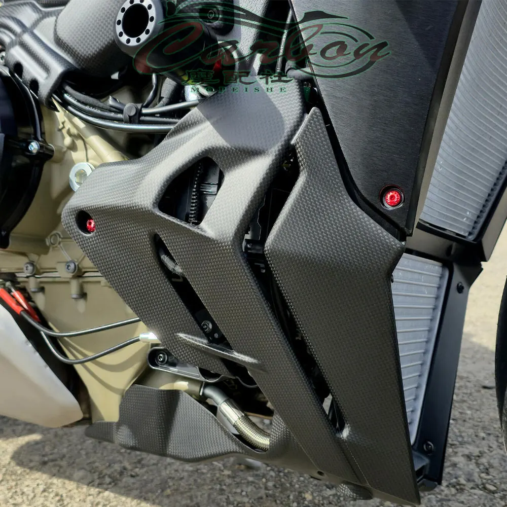2025 New For Ducati Streetfighter V4 V4S 2025+ Real Carbon Fiber Motorcycle Radiator Side Panle Matte Fairings Modified Part