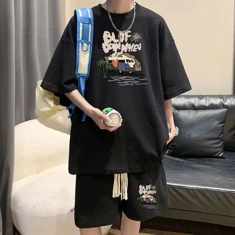 طقم شورت بأكمام قصيرة، مجموعة من ملابس رياضية للرجال، مع طقم مكون من قطعتين فضفاض من ماركة High Street العصرية الصيفية الرائعة