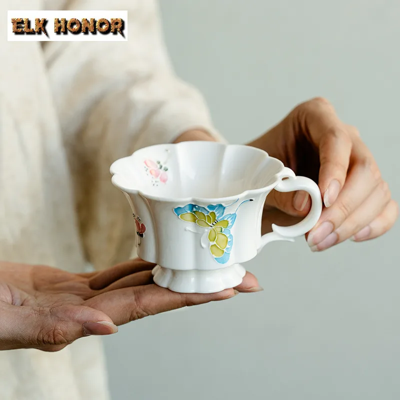 

95ml Hand-painted Bloom And Butterfly With Handle Teacup Boutique Tea Bowl Jug Tea-tasting Smelling Cup Chazhan Master Cups Gift