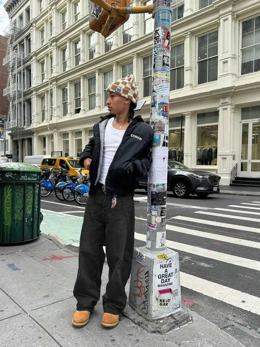 

Loose Straight-Leg Washed Cotton Jeans for Men, Casual Wide-Leg Pants with Button Zipper Closure