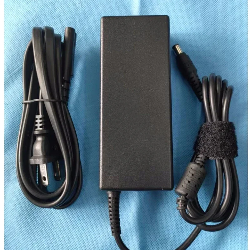 

PA-300C original Suitable for Yamaha PSR-S550 PSR-S650 PSR-S670 PSR-S700 PSR-S910 PSR-S950 Electronic Piano Power Adapter