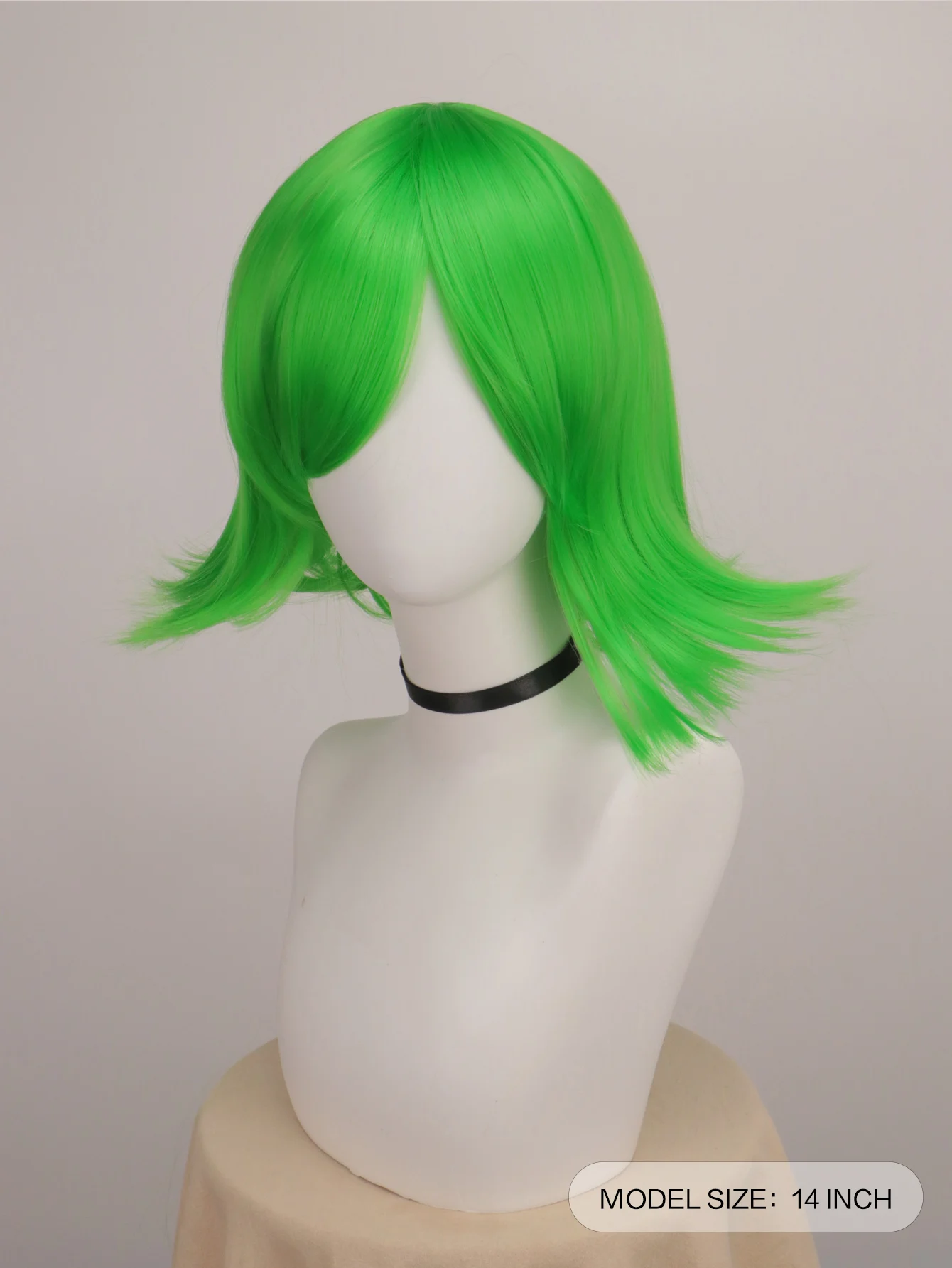 Peruka damska, zielona, prosta, do cosplayu, z grzywką, włosy anime odwrócone na odwrót, idealna na imprezy Halloweenowe.