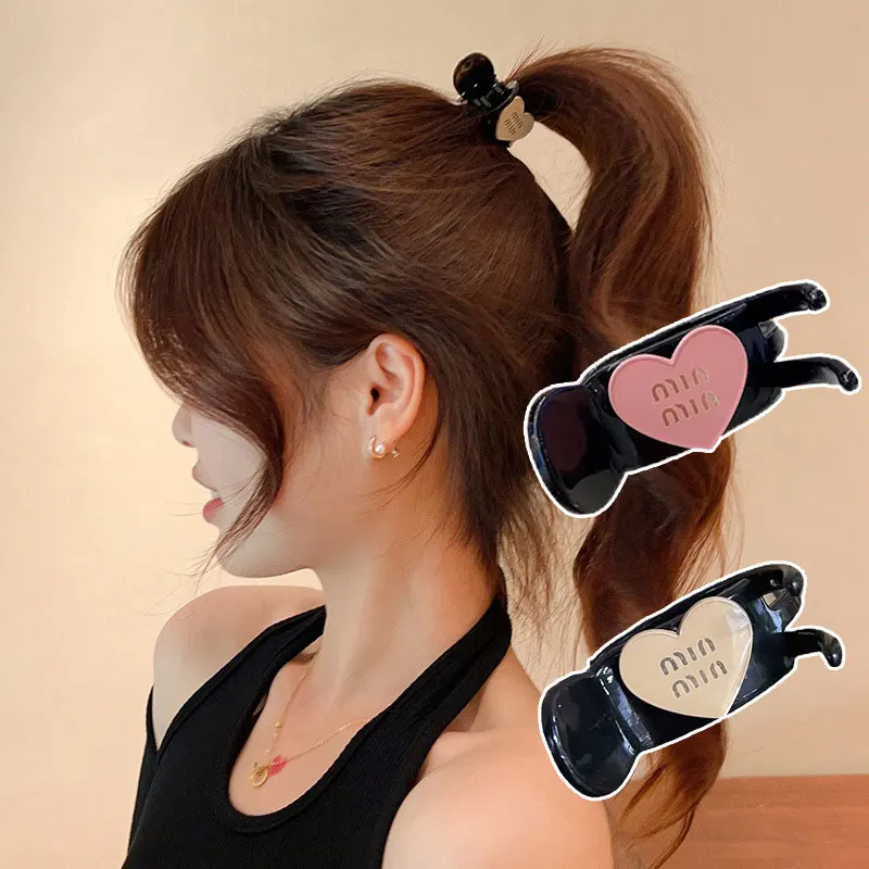 

Hot Letters Heart Hairpins Fashion Woman High Ponytail Fixed Artifact Girl Back Of The Head Grab Clips New Headdress Accessories