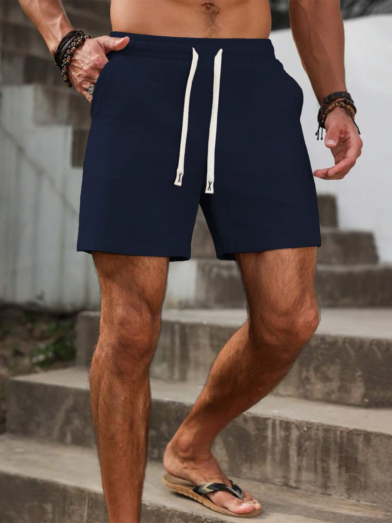 Sommerliche, leichte Leinen-Hose für Herren, locker geschnitten, Freizeitlook, Fünf-Zoll-Länge, atmungsaktive Baumwoll-Leinen-Shorts für Strand und Sport. – Detail 8