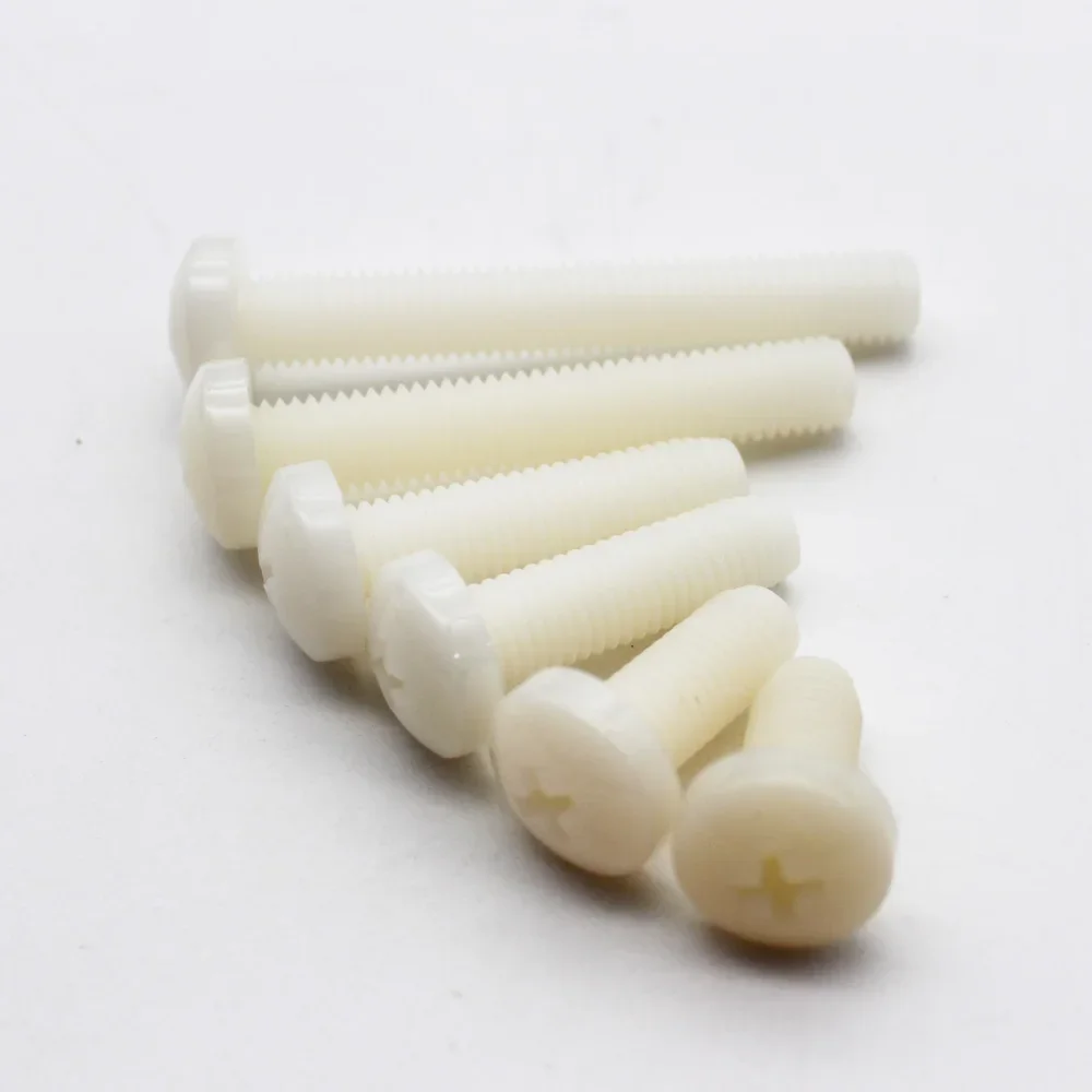 Vite in nylon M2 M2.5 M3 M4 M5 M6 M8 Viti a testa cilindrica Phillips in plastica di nylon bianco Bulloni isolati a testa tonda a croce