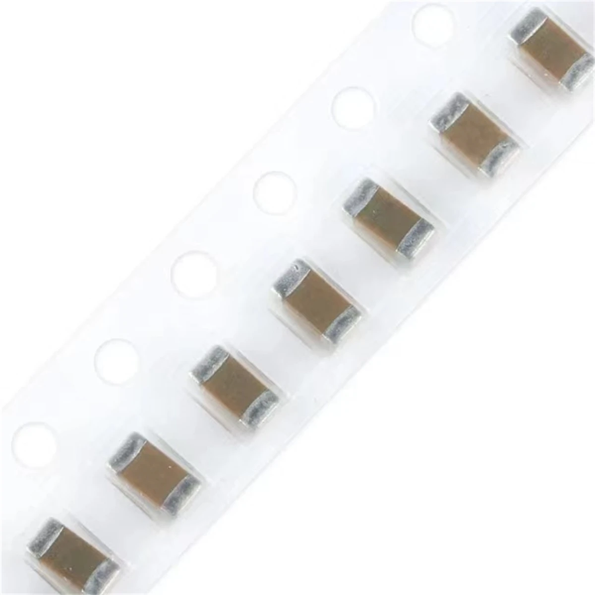 A 20pcs/Lot 1206 SMD Chip Multilayer Ceramic Capacitor 0.5pF - 47uF 1pF 2pF 10pF 100pF 1nF 10nF 15nF 100nF 0.1uF 1uF 2.2uF 4.7uF