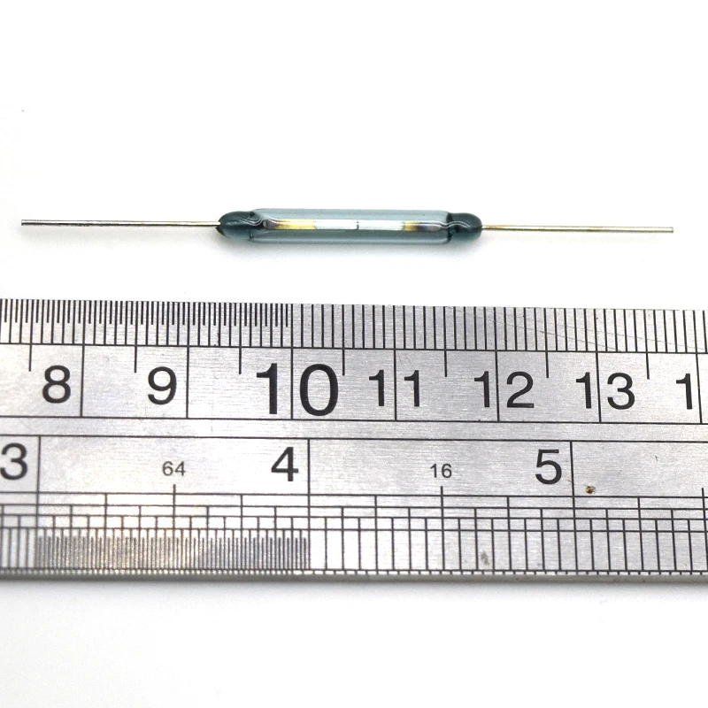50 PZ Cina Fabbrica BL-CGHG-3x28 Reed Switch Tipo di Conversione Normalmente Aperto Normalmente Chiuso Induzione Magnetica Controllo Magnetico