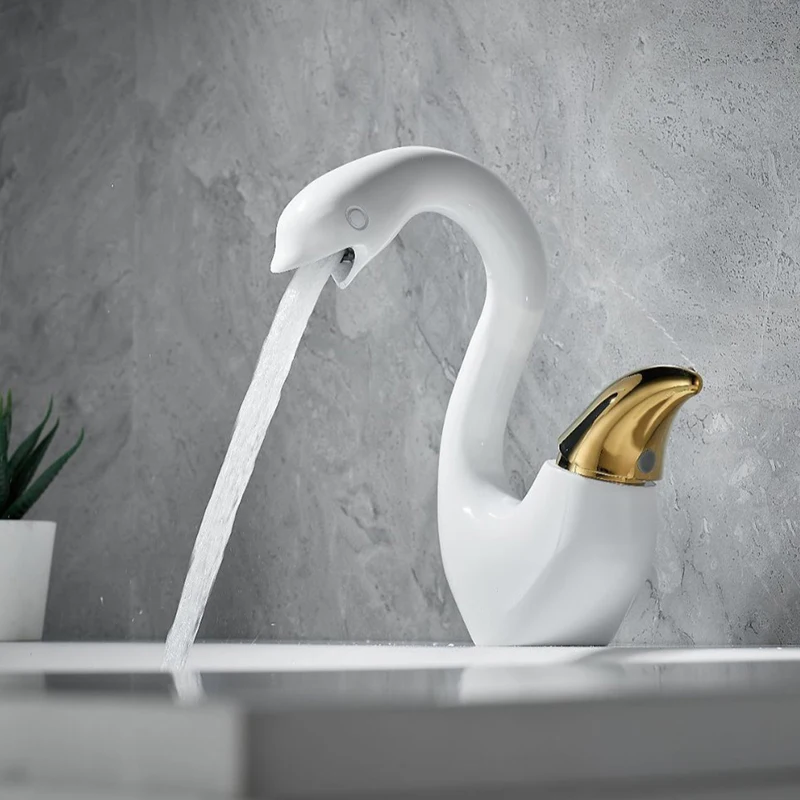 Brush Gold Bathroom Faucets Brief Basin Faucet Nickel Sink Mixer Tap Hot And Cold Gun Grey Deck Mounted Lavatory Crane Water Tap