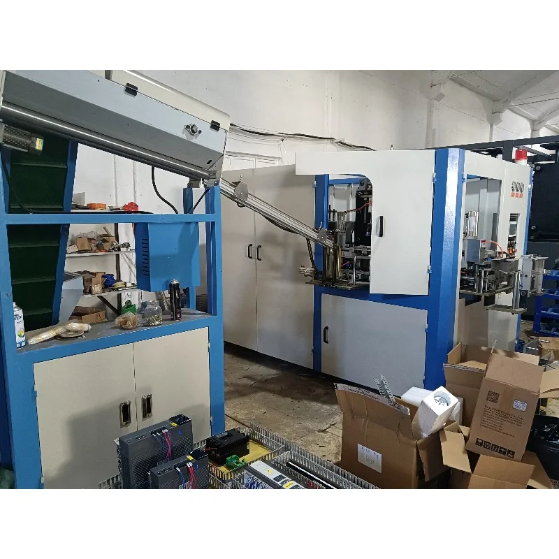 Semi Automatic PET Bottle Blowing Machine, Suitable for Edible Oil, Mineral Water, Various Bottle Types, Affordable Price