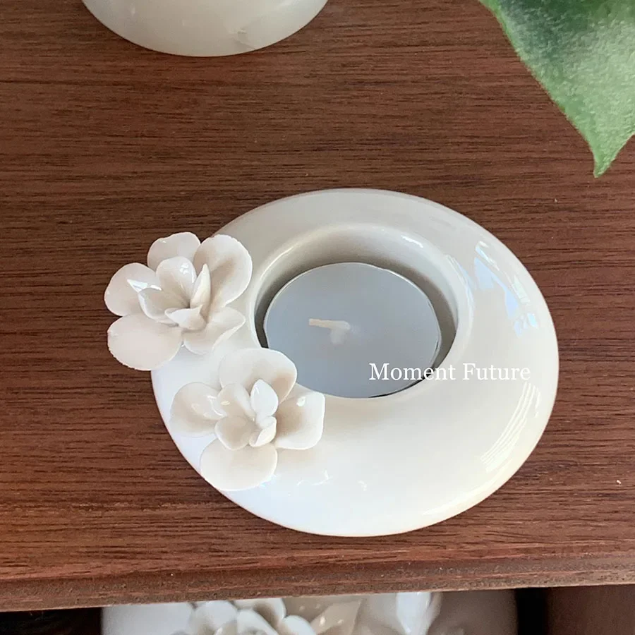 Wedding Candle Holder Outdoor Party Ceramic Romantic Candle Holder Tealight Flower Round Nordic Patio White Bougeoir Home Decor