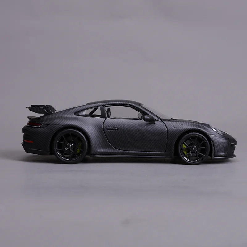 New Bburago 1:18 50th Anniversary Carbon Fiber Porsche 911 Gt3