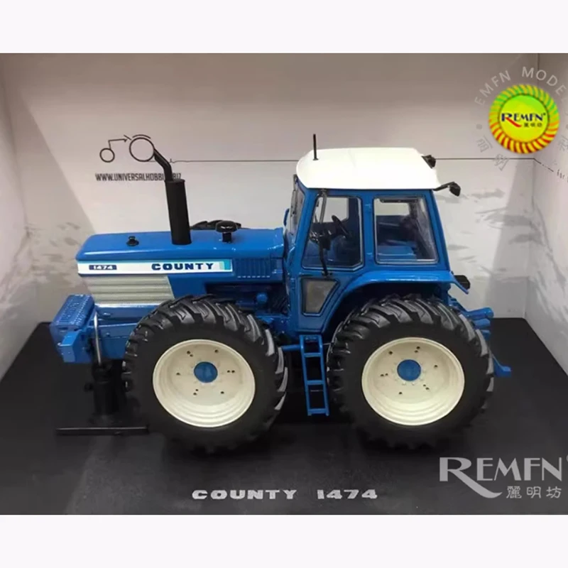 Diecast Alloy 1/32 Fendt 308 LSA Tractor Farm/FORD COUNTY 1474/FIAT 880 Car Model Classics Adult Souvenir Gift Static Display