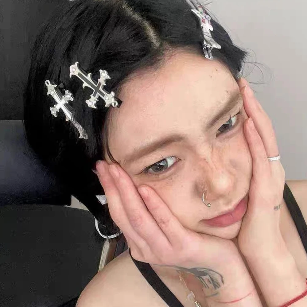 القوطية الصليب المشابك المعدنية التمساح كليب Y2k إكسسوارات الشعر أسود أبيض ديسكو حزب أغطية الرأس للنساء الفتيات