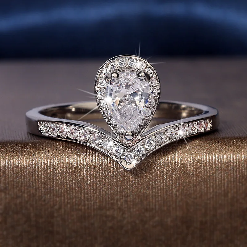 

Fashion Simple Style Zircon Ring Light Luxury Exquisite Silver 925 Rings for women Party Wedding Romantic Jewelry engagement