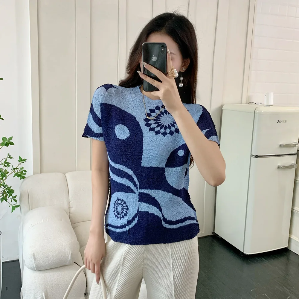 ALSEY Premium Gevoel Afdrukken Geplooide Vrouwen Ronde Hals T-shirt Fashion Casual Honderd Korte mouwen Tops 2025 Zomer Nieuwe