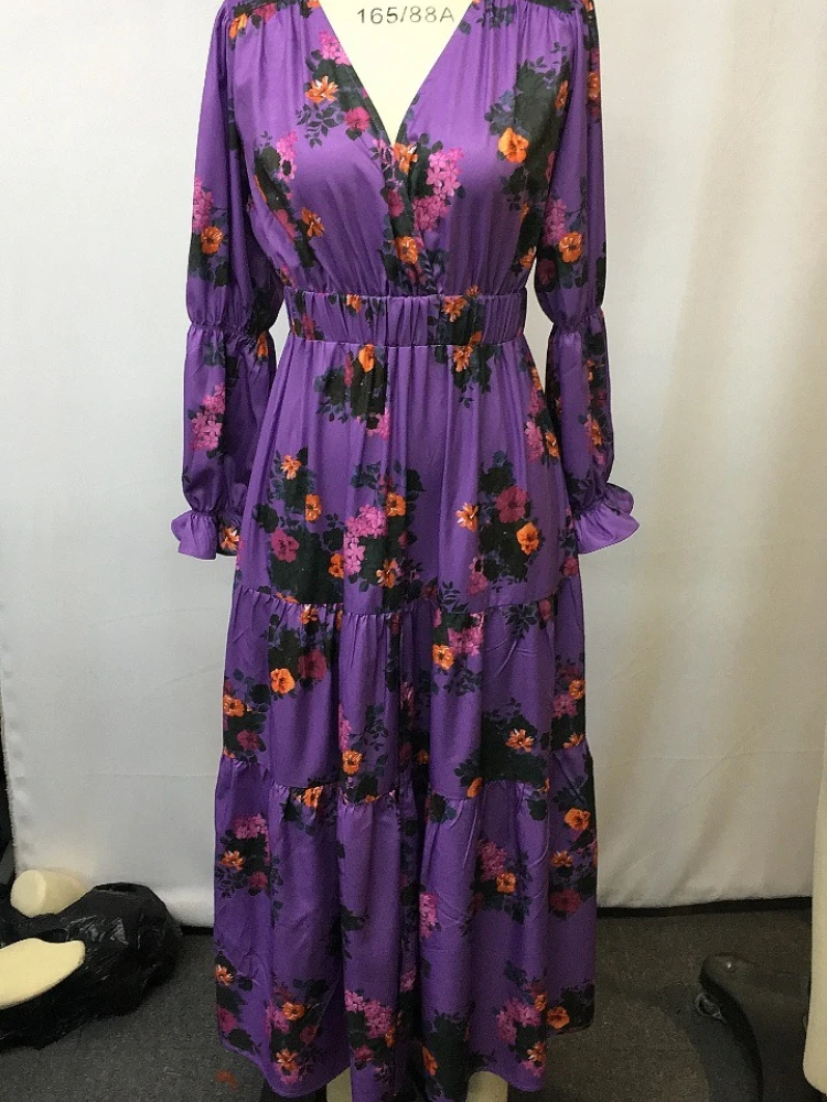 2025 Vestido de manga larga con cuello en V y estampado bohemio floral más vendido con detalles de volantes y cintura ahumada | Vestido maxi bohemio sexy