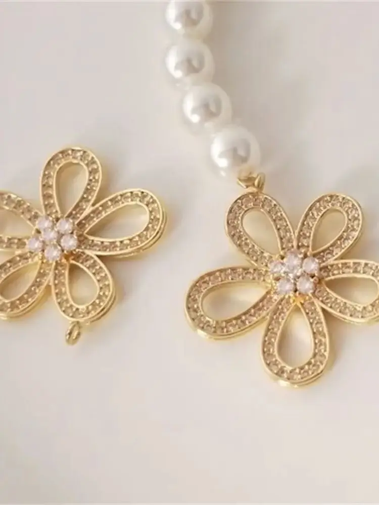 

14K Gold-plated Micro-inlaid Zircon Fashion Flower Pendant Diy Pearl Necklace Charms Pendant K395