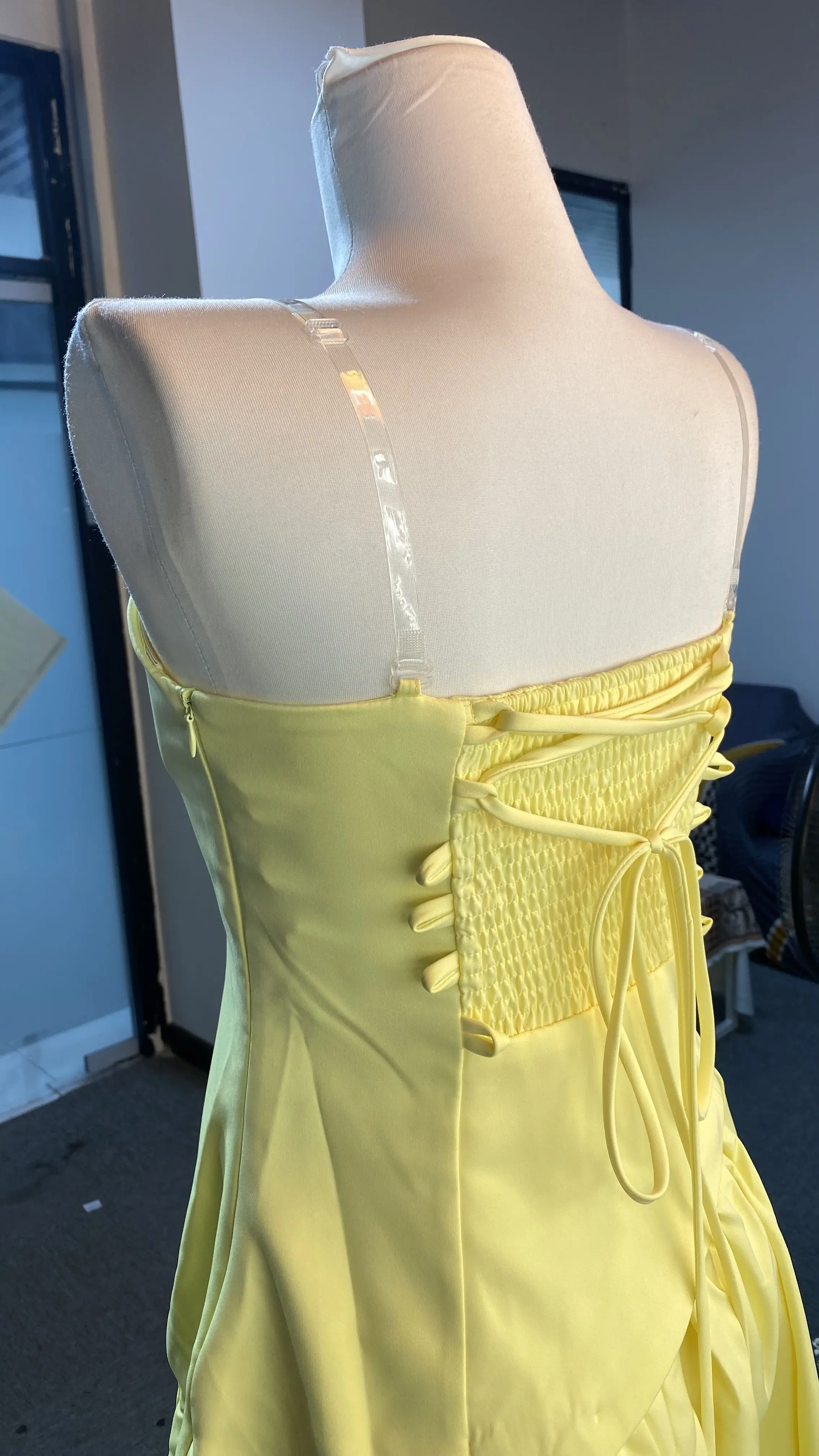 فستان سهرة صيفي كاجوال بدون أكتاف لعام 2025 مع ربطة عنق، بدون ظهر، درزات ضيقة، فستان حفلة عيد ميلاد نسائي-GZXX190