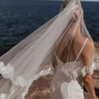 TOPQUEEN V154 طرحة زفاف لينة الدانتيل حافة عادي حجاب الزفاف طبقة واحدة أنيقة Rochii رومانسية رمش الدانتيل طول الكوع