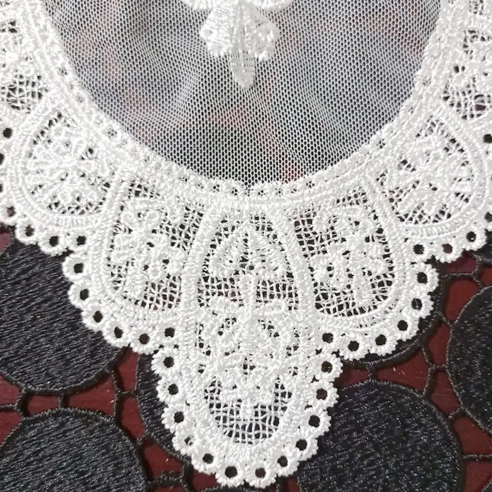 

Tablecloth Crochet Hollow Lace Coaster Delicate Oval Placemat European Style Vintage Cup Mat Table Decoration
