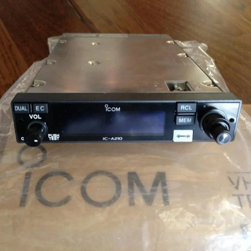 

ICOM IC A210 A210E VHF AIR BAND TRANSCEIVER
