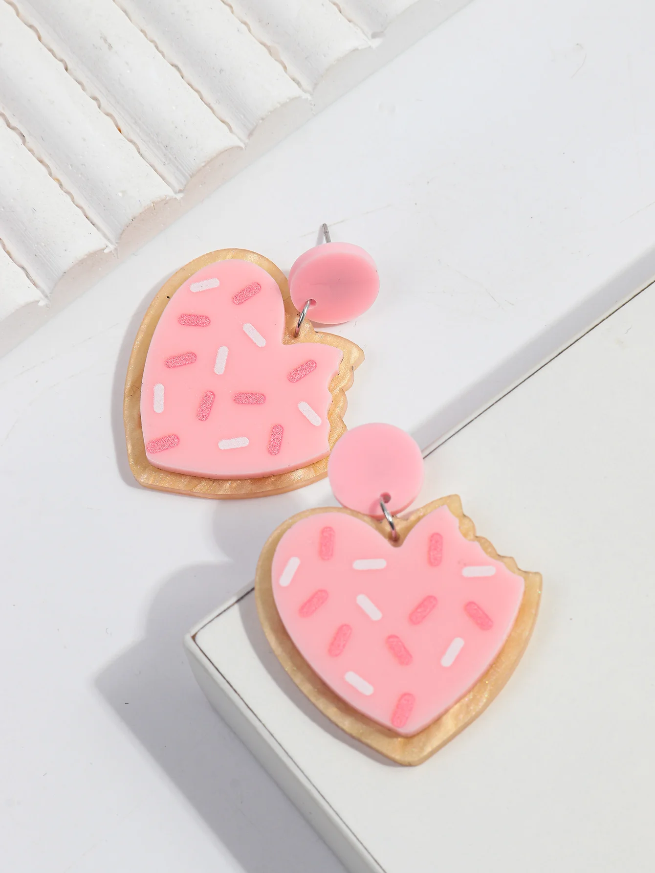 New Glitter Love Heart Acrylic Earrings for Women Cute Pink Love Cookies Dangle Earring Statement Jewelry Valentine\'s Day Gifts