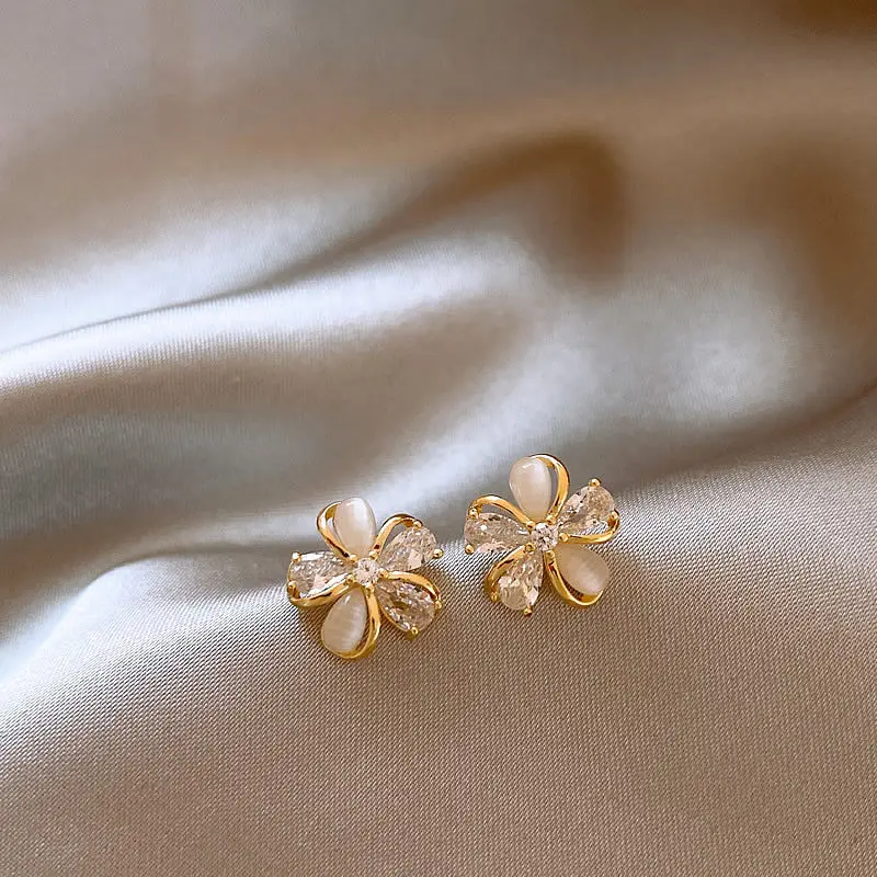 18K Vergoldete Katzenaugen-Stein Zirkon Blumen-Ohrringe Frisches Design 2026 Neuer Stil Schmuck-Accessoires Süße Ohrstecker für Mädchen – Detail 7