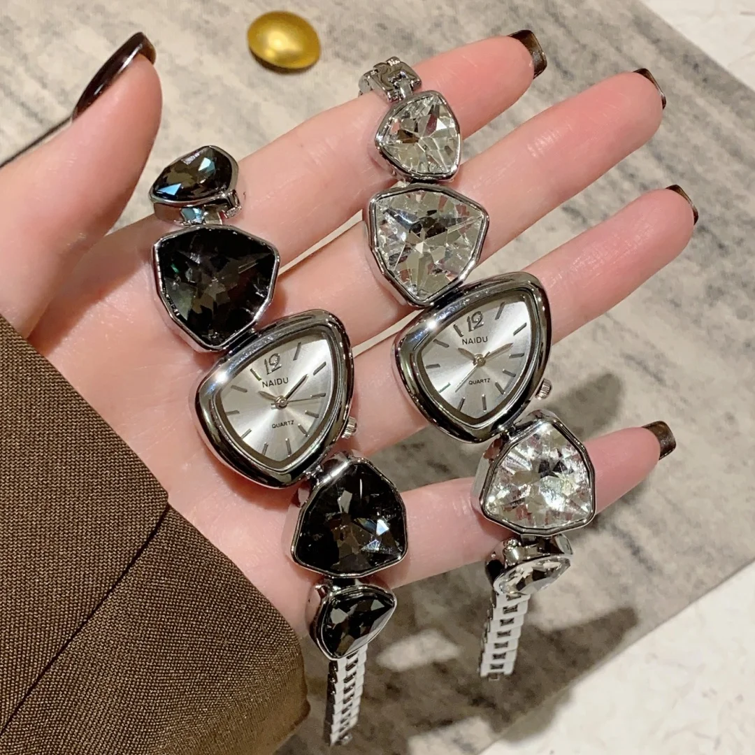 

Роскошные женские кварцевые часы с кристаллами, часы с циферблатом нестандартного дизайна, модные цветные персонализированные часы-браслет, подарок, reloj mujer