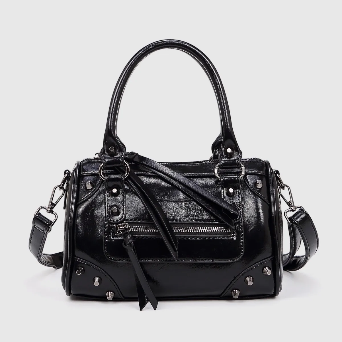 

Большая женская сумка-подушка с заклепками — гоночный и байкерский стиль в стиле ретро, большая вместительная сумка с ремешком через плечо, 3-сторонняя переноска