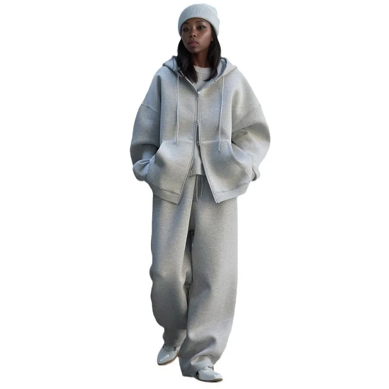 New Autumn Fashion Set of Hooded Sweatshirts and Pants Featuring A Casual Zipper Jacket and Drawstring Wide-leg Pants for Woman.