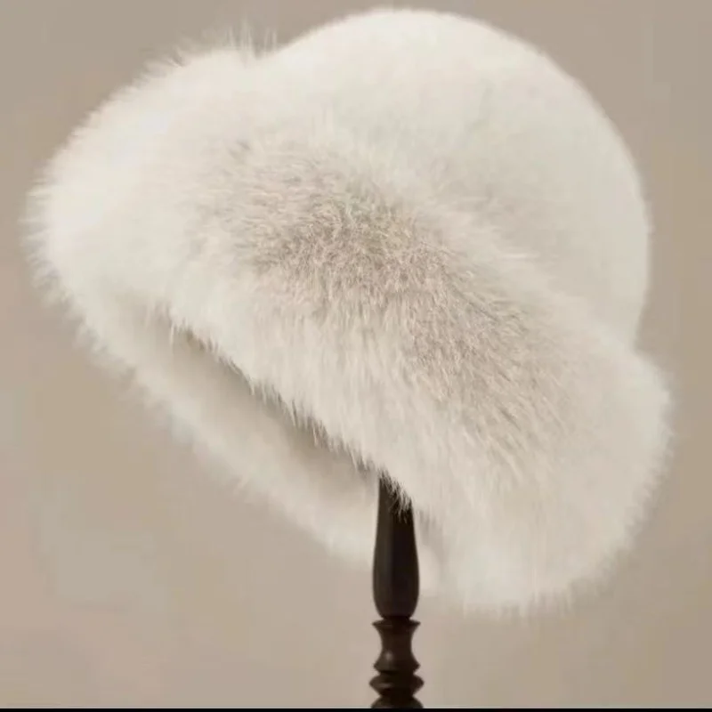 1pc Furry Hats For Women, Autumn/Winter Korean Style Warm Hats, Solid Color Flattering Mongolian Hats, Thickened Winter Outfits