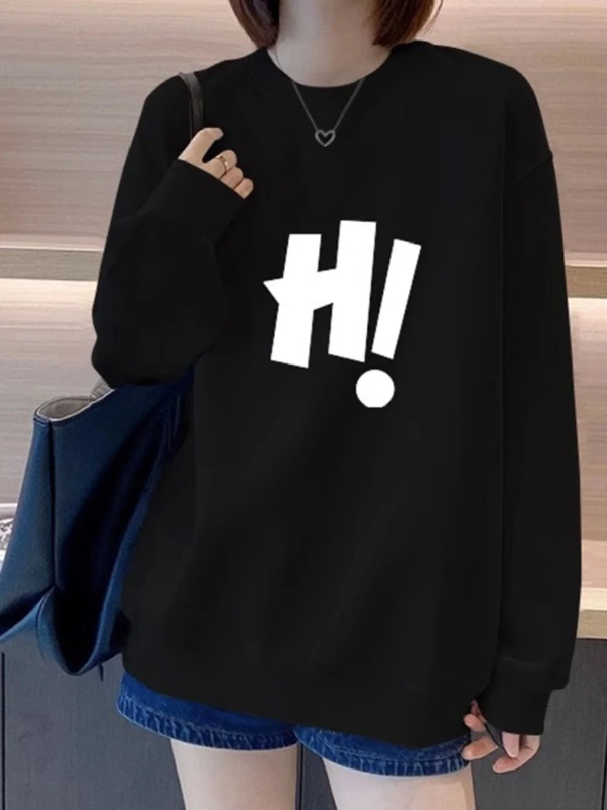 

Свободный свитшот с круглым вырезом для женщин: модный дизайн, уникальный стиль, осенне-зимний, в непринужденном стиле, маленький размер, верхняя одежда