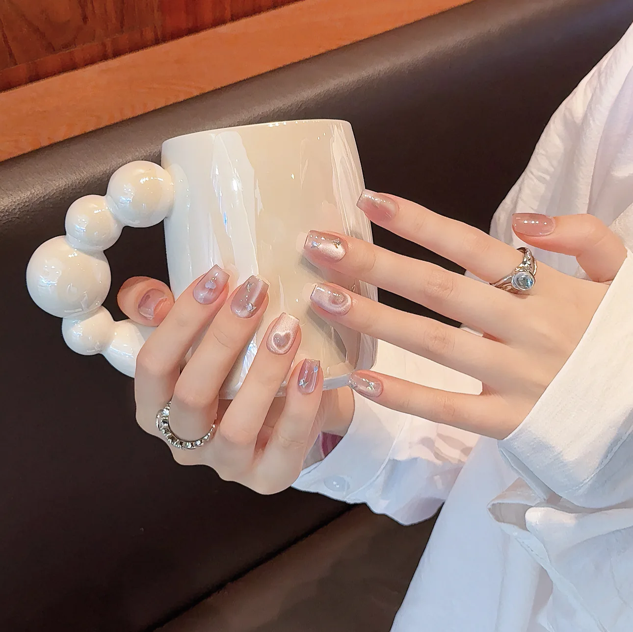 Uñas postizas rosas hechas a mano con brillo de ojo de gato, uñas postizas en forma de corazón, cobertura completa, puntas de uñas postizas de mariposa y almendra desmontables