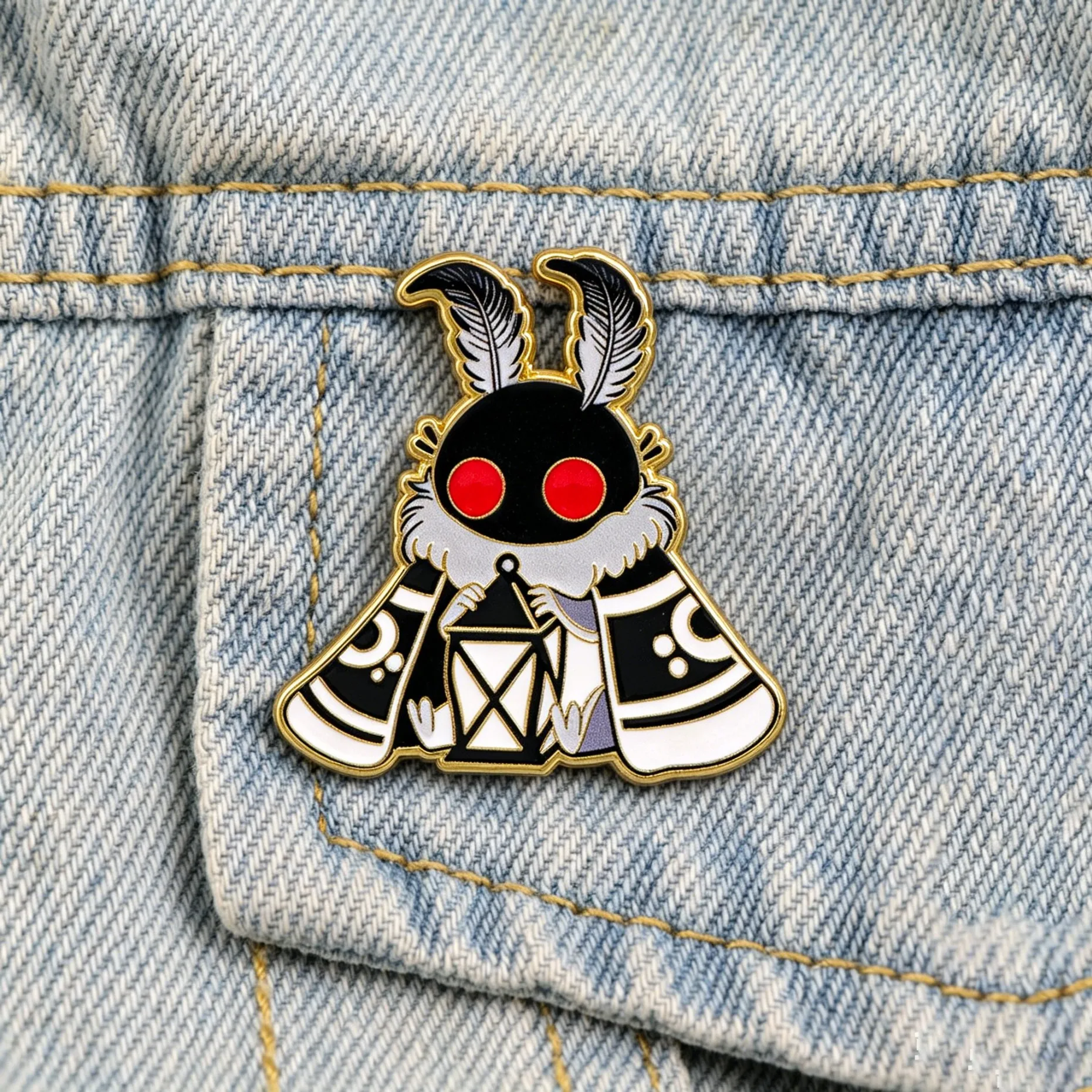 Mothman Emaille-Anstecknadel Gotische Brosche Reversnadel für Taschen Jacken Kleidung Accessoires Punk-Schmuck Halloween-Geschenk