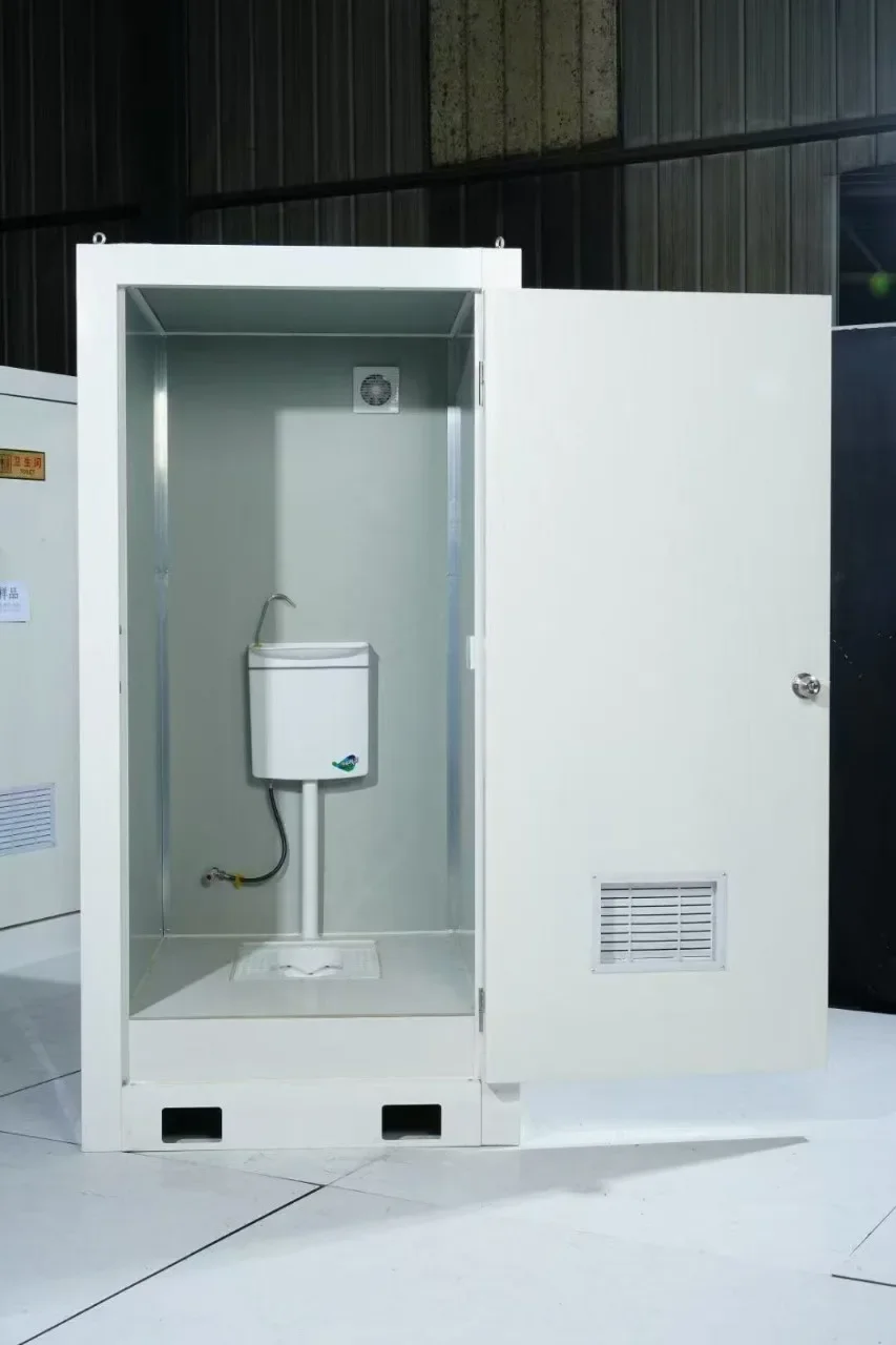 Picture 6: 2026 Prefabricated Outdoor Bathrooms Modular Portable Worker Sanitation Toilet and Shower Room Mobile Construction Site Restroom