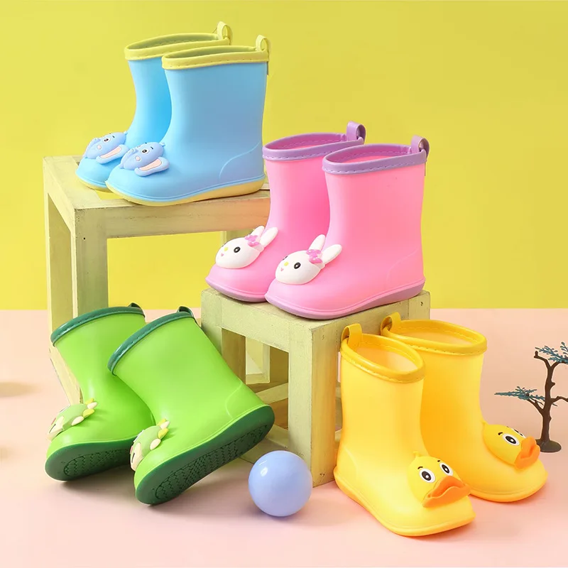 Rain Boots Kids Boy Waterproof Light and Handy Toddler Water Shoes for Girls PVC Rubber Waterproof Kids Cartoon Rain Boots