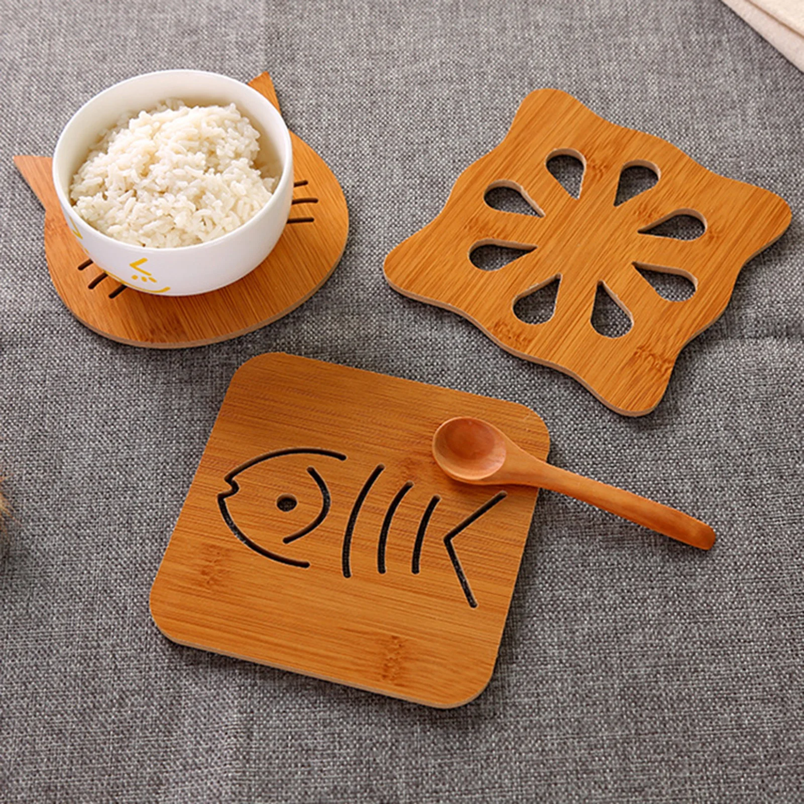 Bamboo Trivet Mat Set Cute Cartoon Multifuntion Kitchen Bamboo and Wood Non-Slip Insulation Table Mat Hot pads Tool