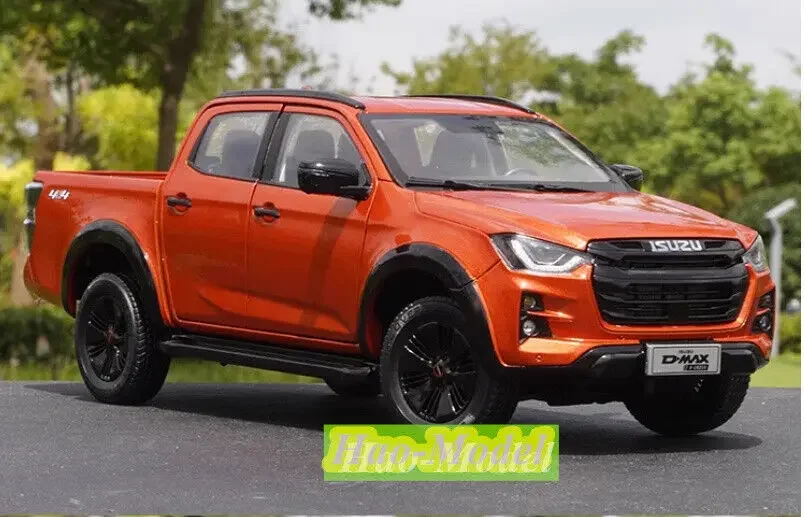 

1:18 для ISUZU D-MAX 2021, модель автомобиля из сплава, литые под давлением металлические игрушки для мальчиков, подарки на день рождения, коллекция для хобби, украшения серого/оранжевого цвета