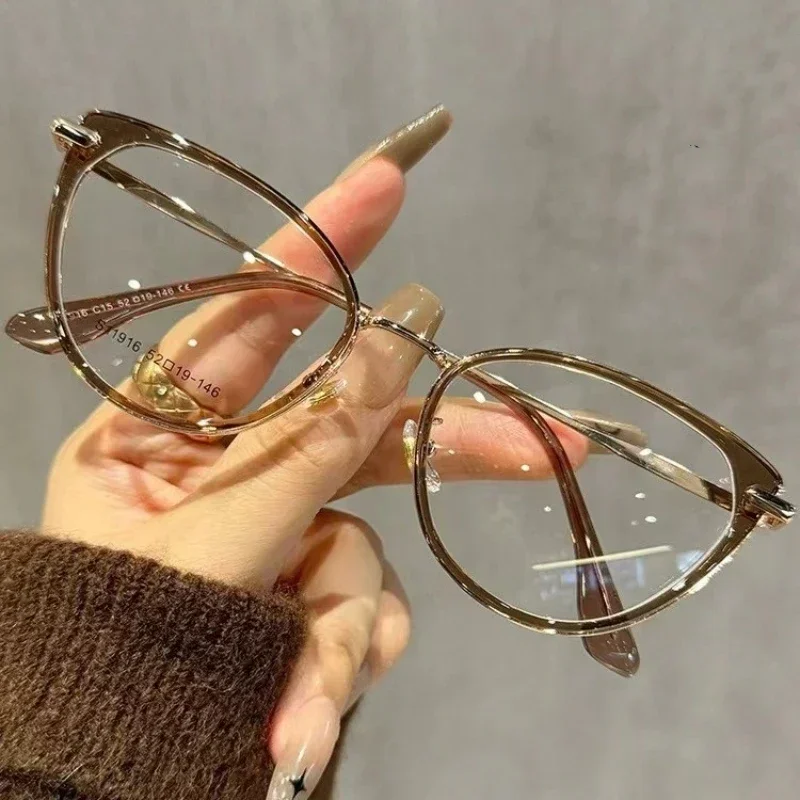 2025 Cat Eye Square Frame Eye Protection Nearsighted Fashion Myopia Glasses Professional Women Men Eyeglasses Diopter To -4.0