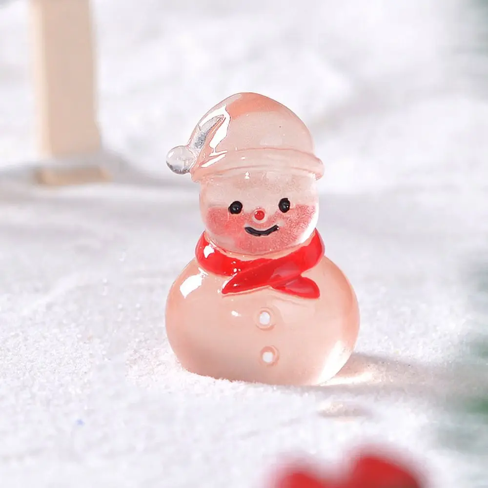 

Cartoon Christmas Snowman Figurine Glow in Dark Cute Mini Snowman Ornament Resin Crafts DIY Luminous Snowman Statue Car Ornament