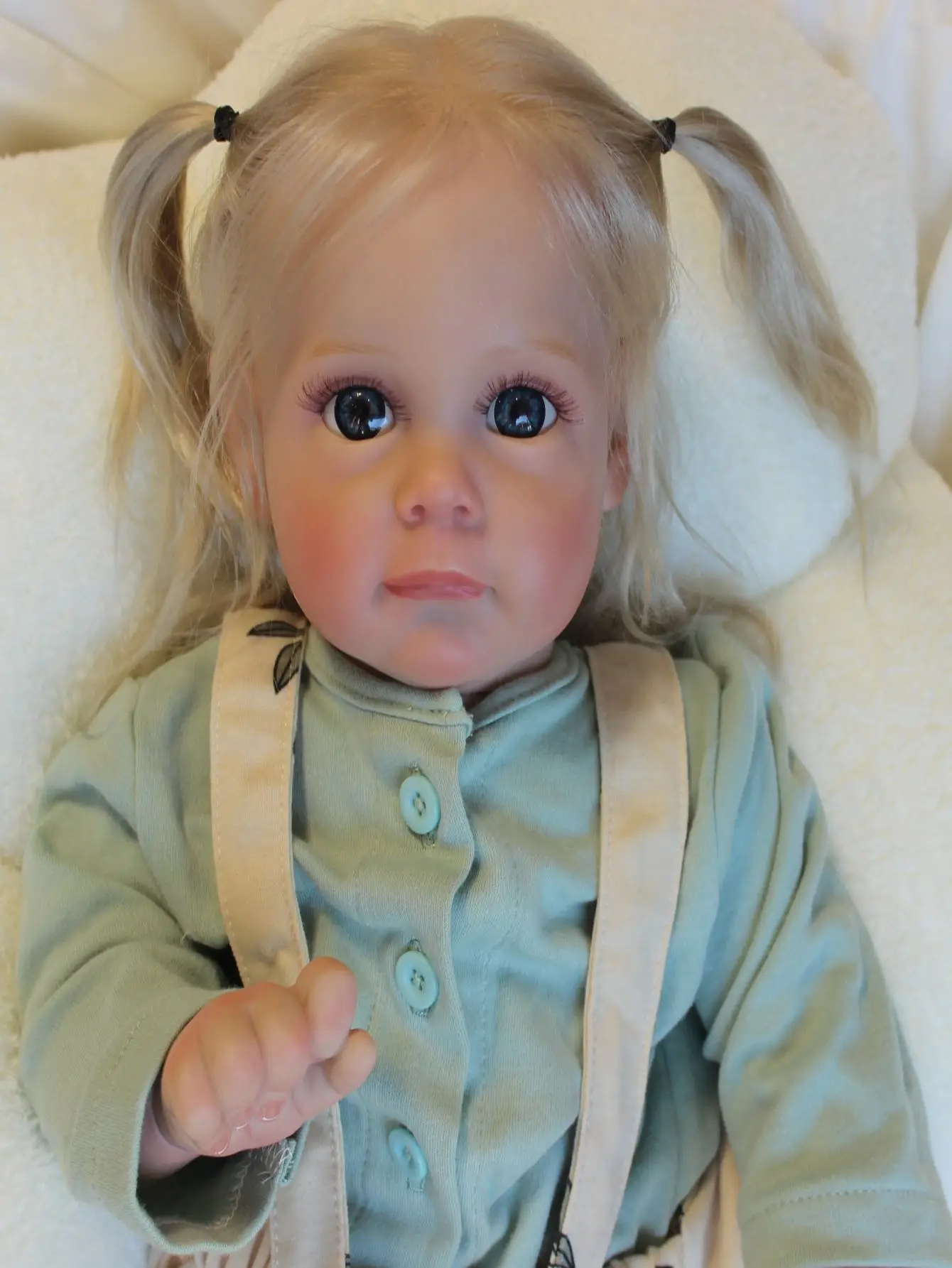 60 cm reborn doll soft cloth body/realistic doll/unisex/blue eyes/Christmas gift for girl