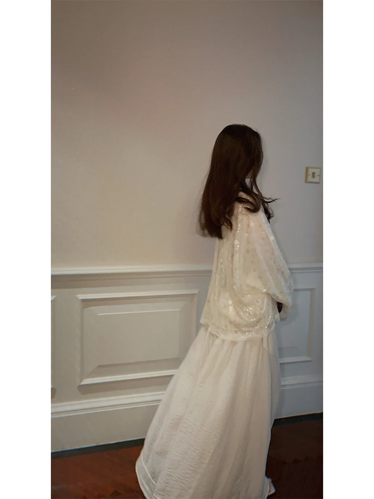 

Новая китайская женская блузка свободного кроя с жемчужным декором, простая, с индивидуальным дизайном, с объемной вышивкой, из дышащего полиэстера