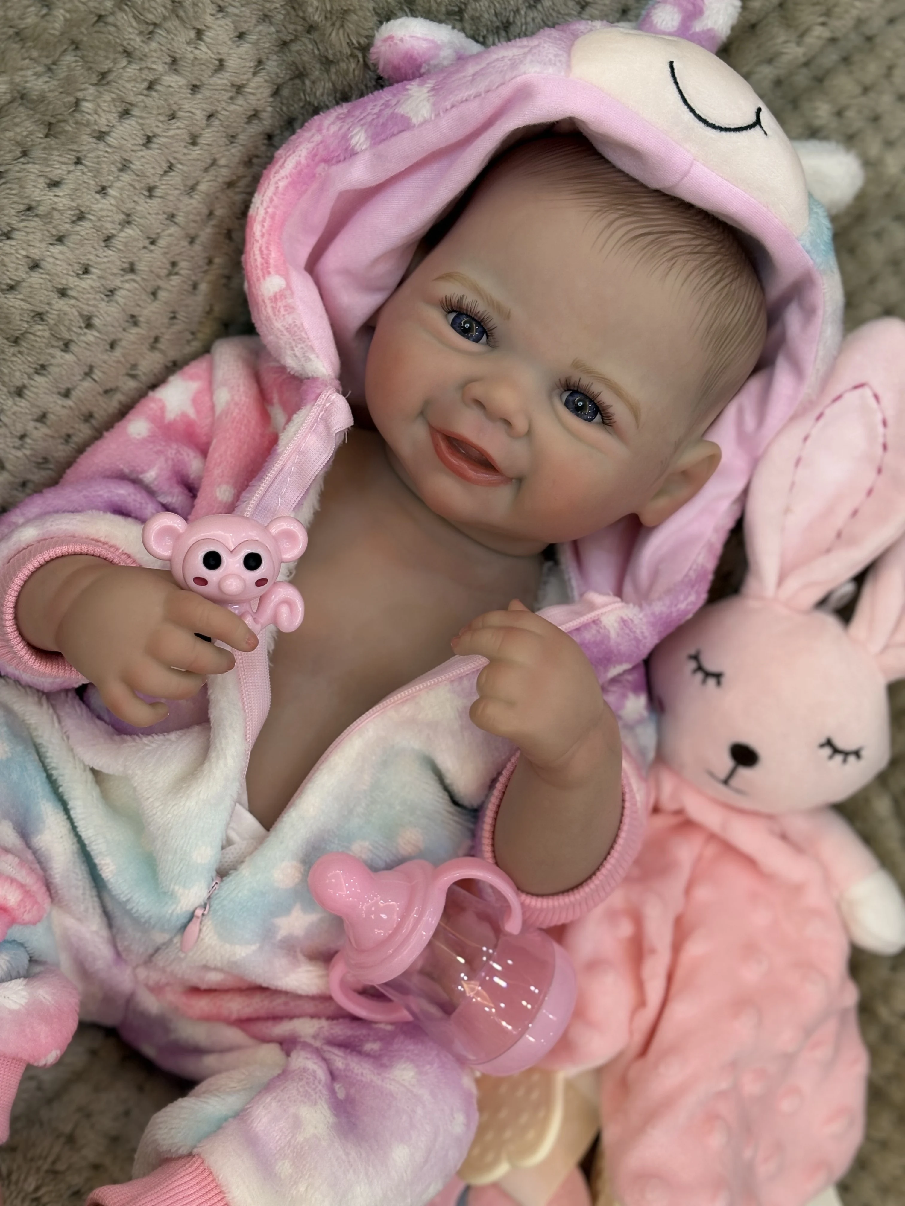Neue 18-Zoll-All-Vinyl-Ultra-realistische, süße wiedergeborene Babypuppe für Neugeborene, Mädchen, eine gute Geschenke zum Geburtstag von Kindern.