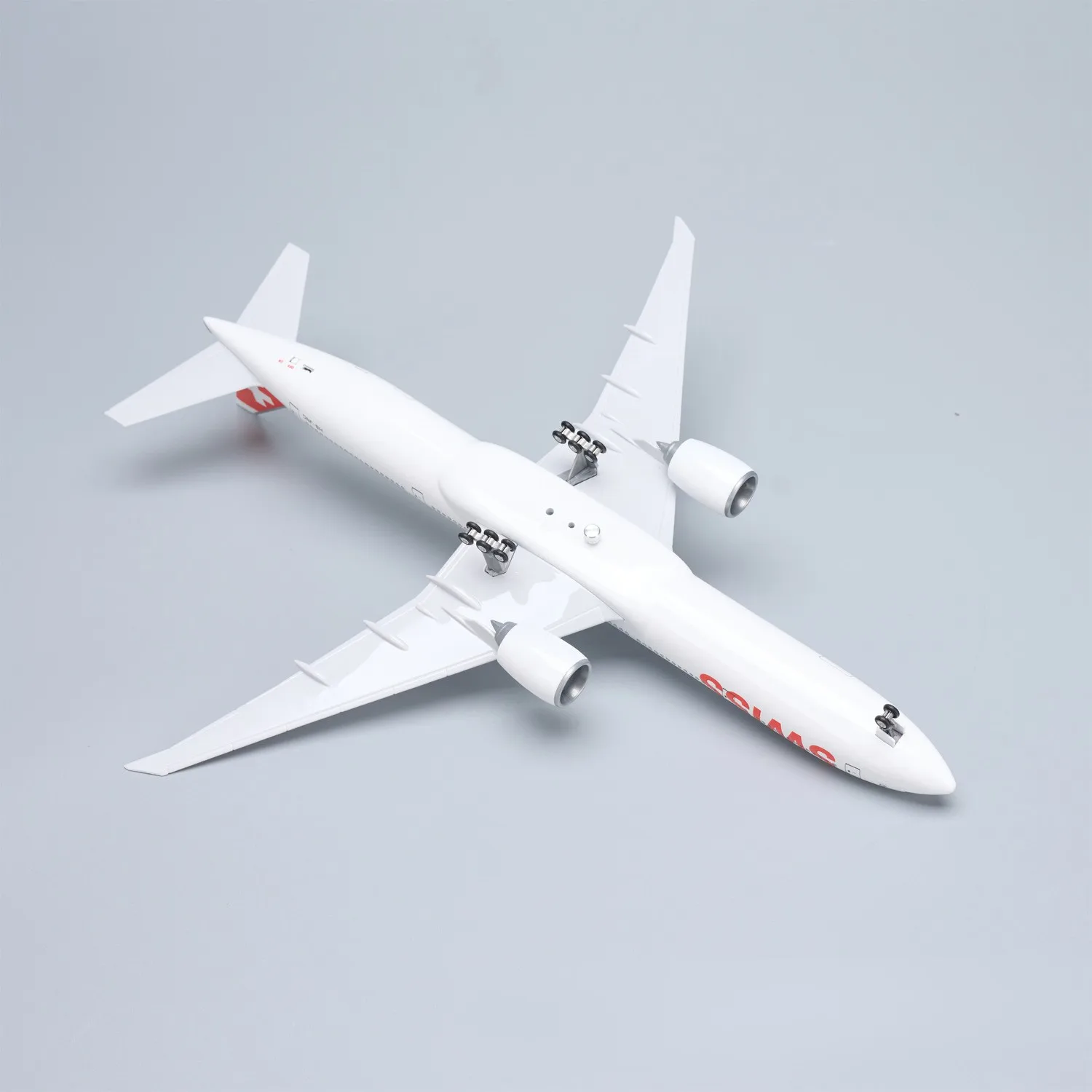 47cm 1/157 Scale Swiss B777 Diecast Resin Airplane Model Toy Kits with Stand And Wheel For Collections Displays or Boy Gift